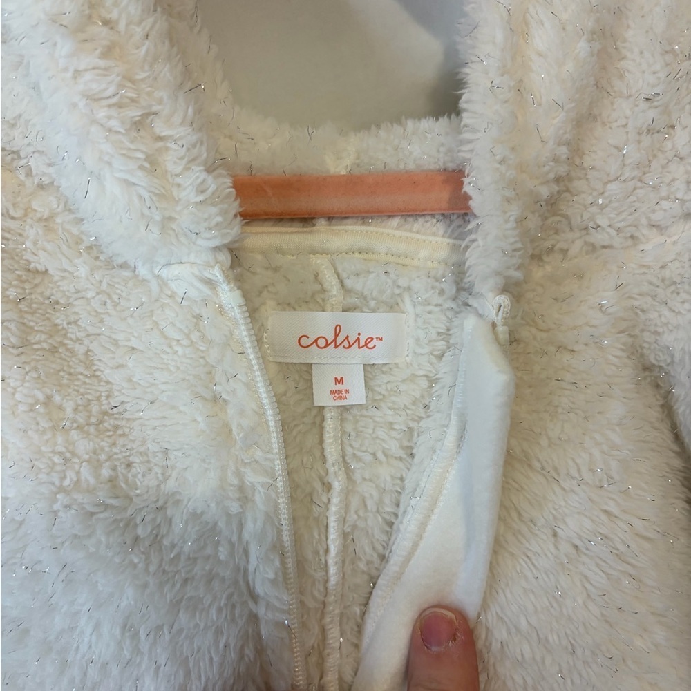 NWT Colsie Adult Fuzzy White Romper Jacket size M - Picture 3 of 9